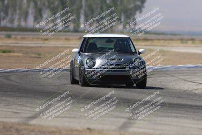 media/Sep-20-2025-Extreme Speed (Sat) [[1fcc23683c]]/Orange (Mid Intermediate)/Session 2 (Sunrise)/